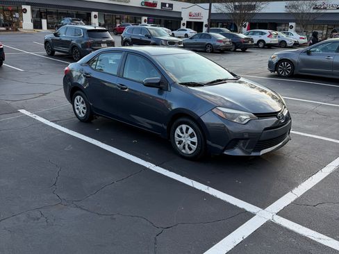 Used 2015 Toyota Corolla L image 1