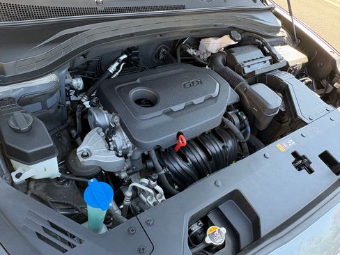 Used 2019 Hyundai Santa Fe SE AWD/4WD image 9
