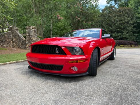 Used 2007 Ford Mustang Shelby GT500 RWD image 2