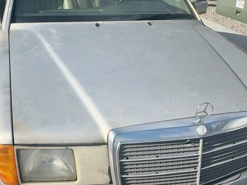 Used 1993 Mercedes-Benz 190 E 2.3 image 1