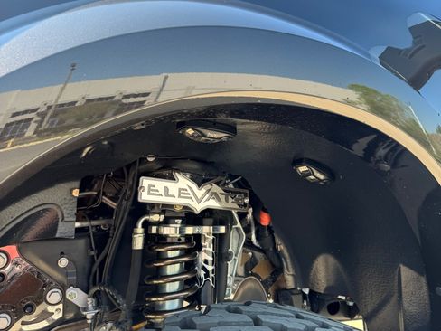 Used 2025 Ford F450 Platinum w/ Platinum Plus Package image 2