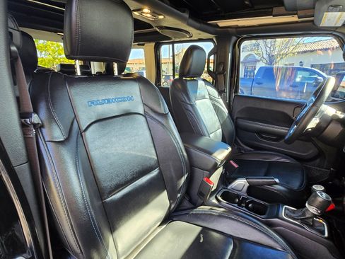 Used 2023 Jeep Wrangler Unlimited Rubicon 4xe w/ Steel Bumper Group image 6