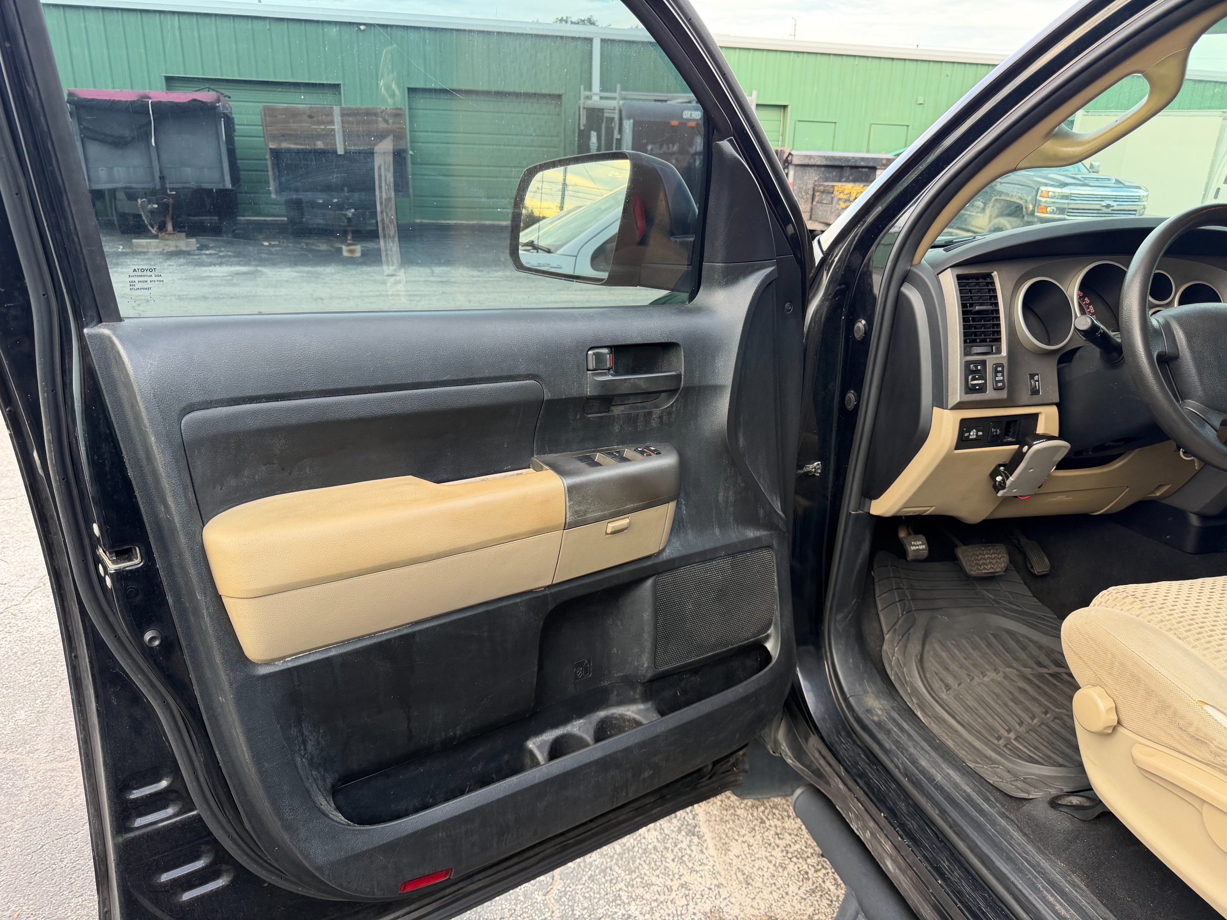 Used 2012 Toyota Tundra 2WD CrewMax w/ Tow Pkg image 12