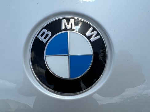 Used 2019 BMW X5 xDrive40i w/ Convenience Package AWD/4WD image 4