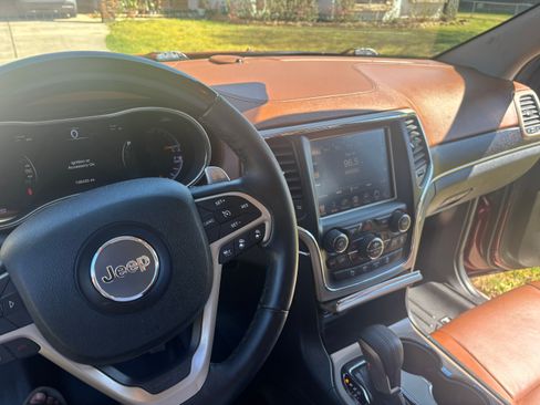 Used 2016 Jeep Grand Cherokee Summit image 13