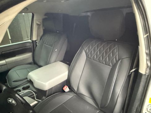 Used 2010 Toyota Tundra 4x4 Double Cab image 8