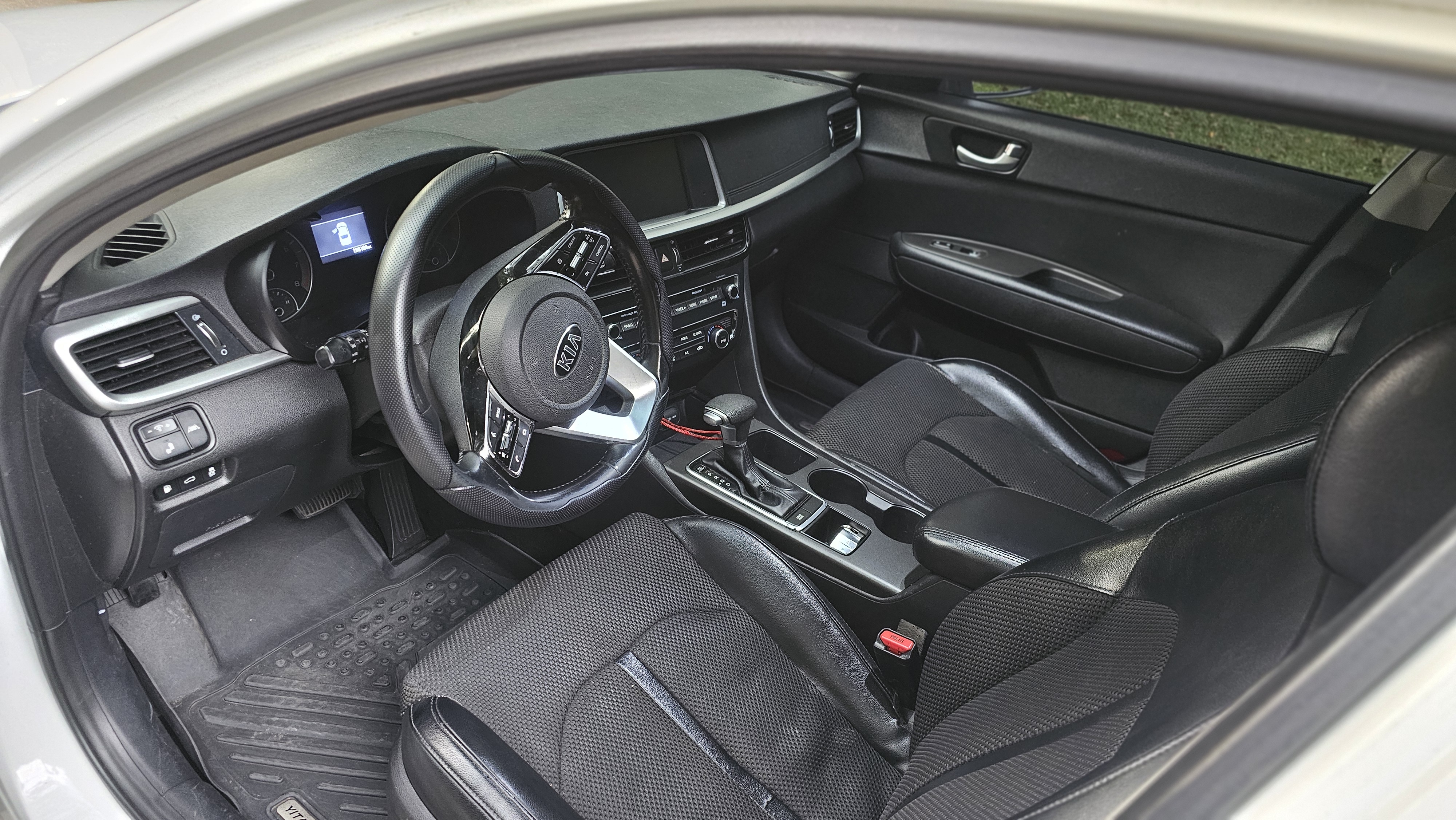 Used 2019 Kia Optima S w/ S Panoramic Sunroof Package FWD image 9