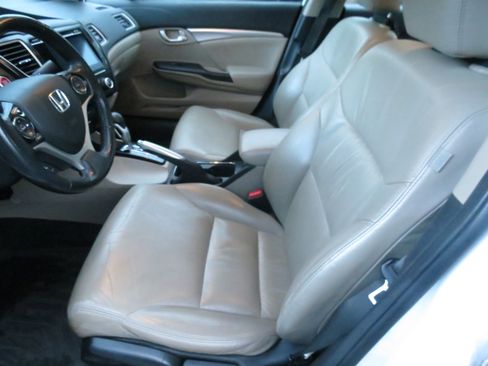 Used 2015 Honda Civic Hybrid Sedan image 16