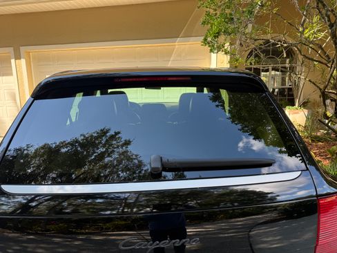 Used 2005 Porsche Cayenne image 2