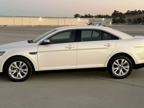 Used 2011 Ford Taurus SEL w/ 201A Rapid Spec Order Code image 1