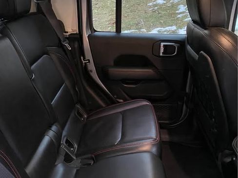 Used 2020 Jeep Gladiator Rubicon image 18