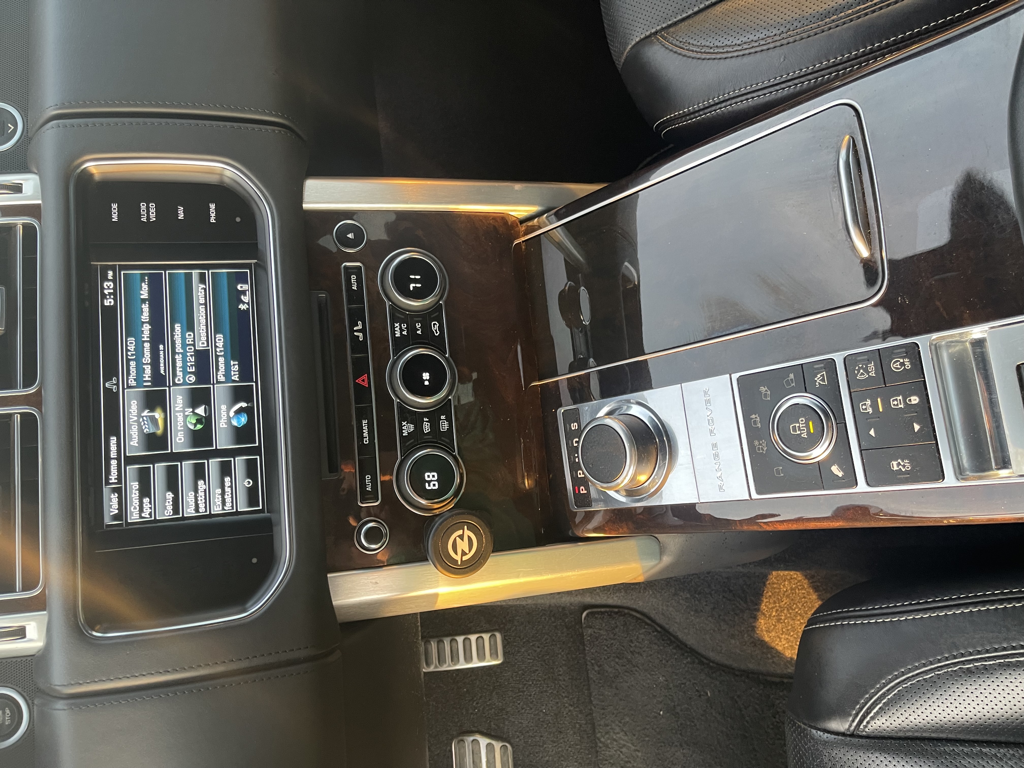 Used 2015 Land Rover Range Rover Autobiography AWD/4WD image 13