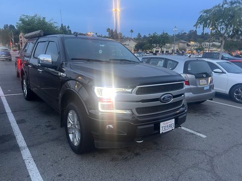 Used 2019 Ford F150 Platinum w/ Equipment Group 701A Luxury image 6