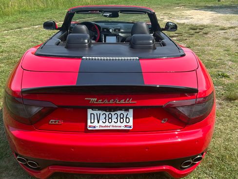 Used 2011 Maserati GranTurismo Convertible image 5