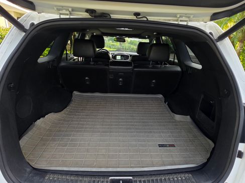 Used 2016 Kia Sorento SX w/ SXL Technology Package image 11