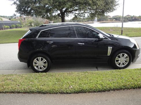 Used 2015 Cadillac SRX Luxury w/ Driver Awareness Package image 6