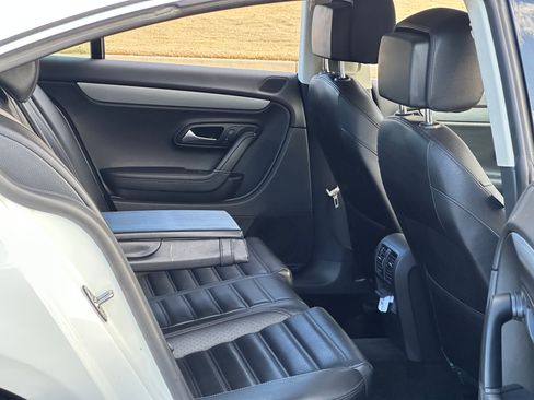 Used 2015 Volkswagen CC R-Line image 23