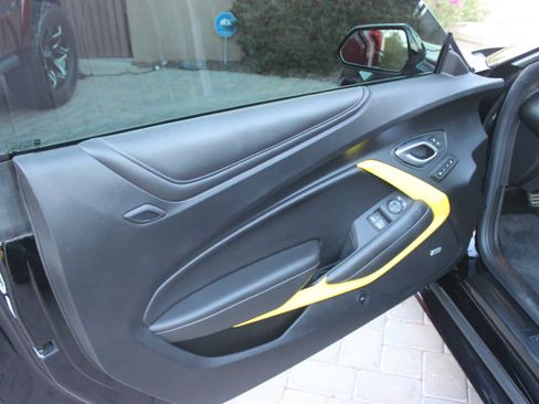 Used 2020 Chevrolet Camaro SS image 14