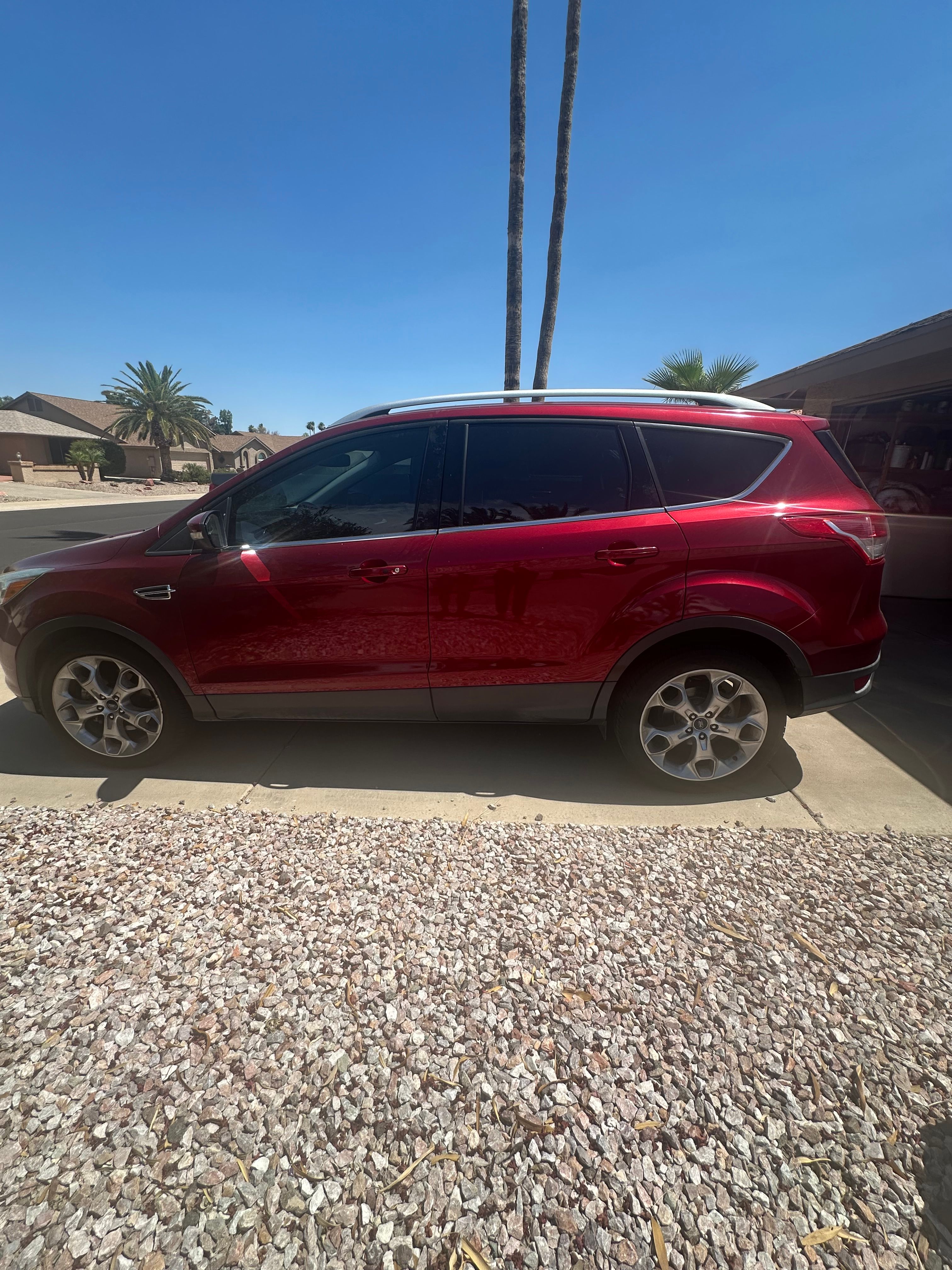 Used 2014 Ford Escape Titanium FWD image 2
