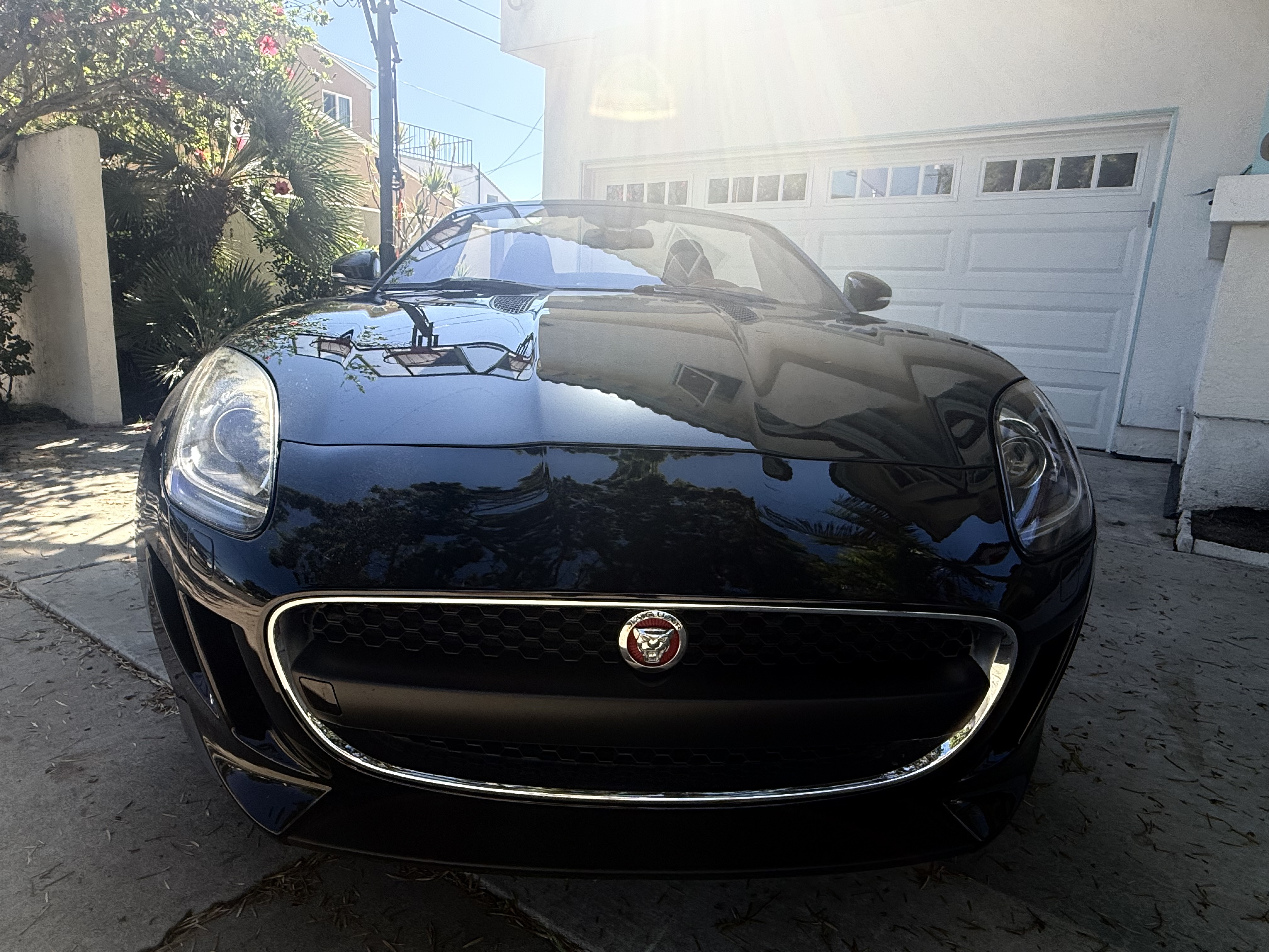 Used 2017 Jaguar F-TYPE Convertible RWD image 2