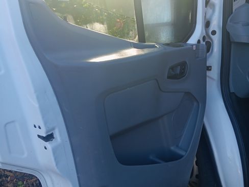 Used 2019 Ford Transit 250 148 High Roof Extended image 8