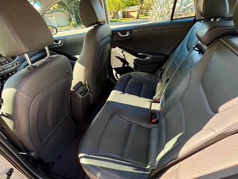 Used 2019 Hyundai Ioniq Limited image 18