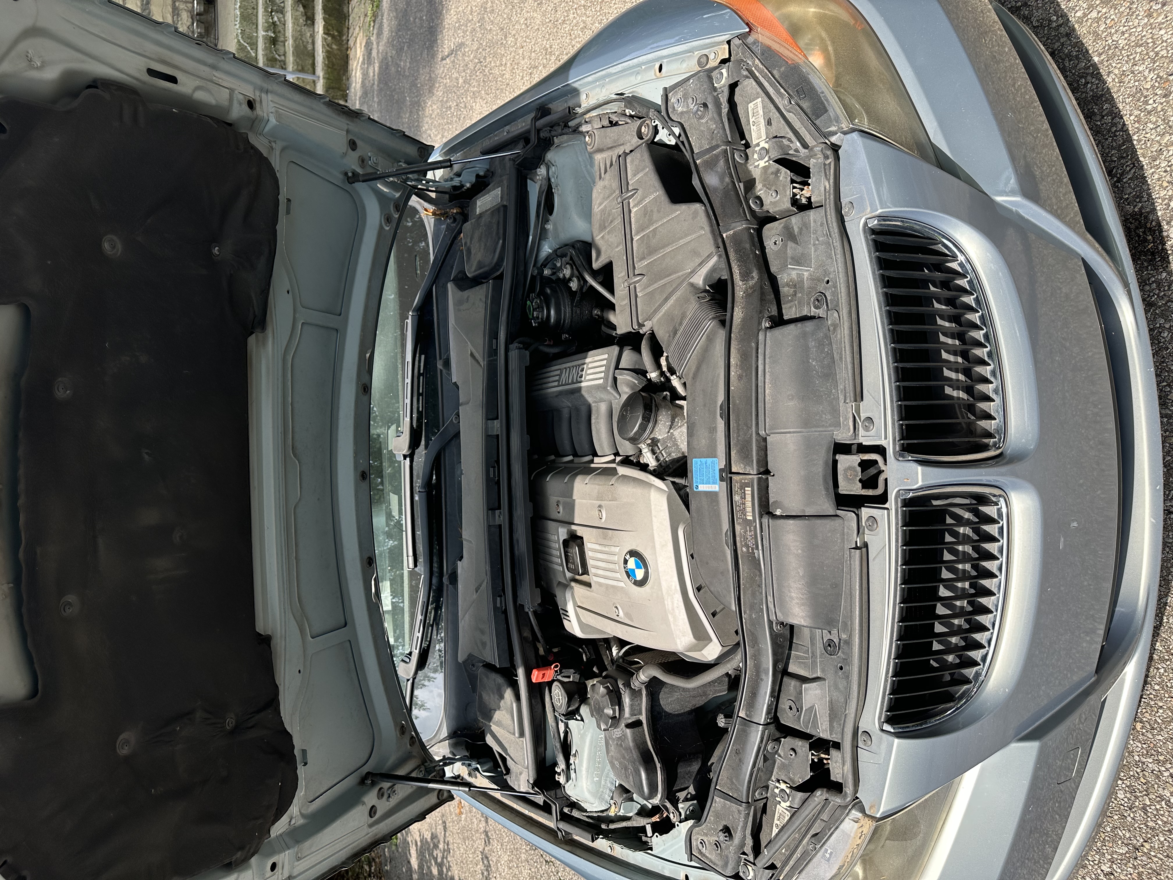 Used 2006 BMW 325i Sedan RWD image 1
