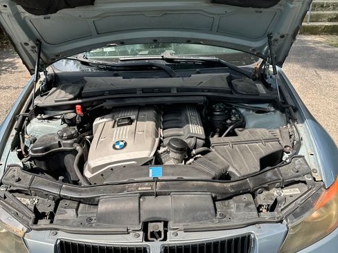Used 2006 BMW 325i Sedan RWD image 5
