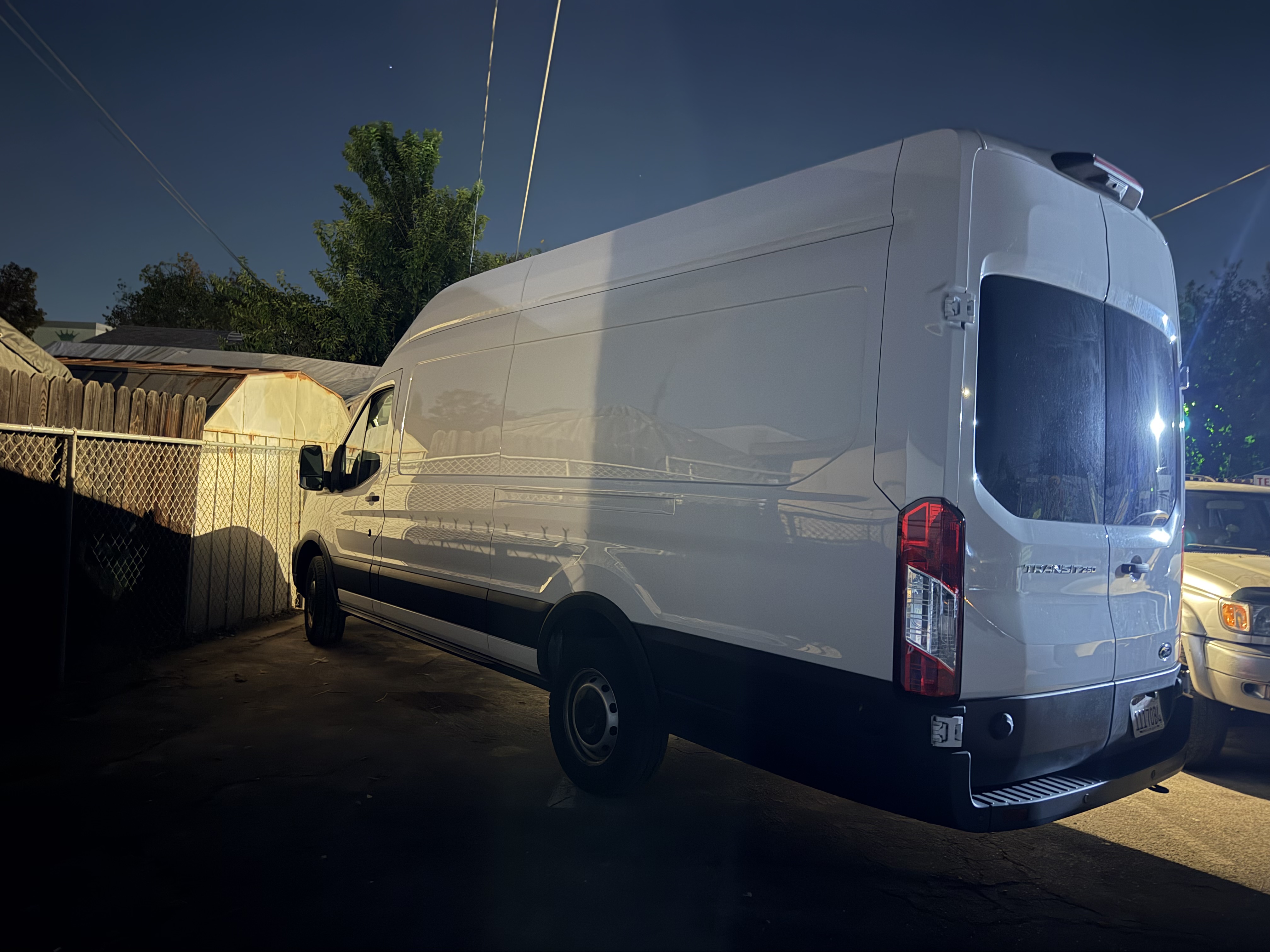 Used 2024 Ford Transit 250 148 High Roof Extended RWD image 10