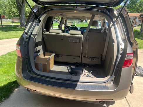 Used 2012 Honda Odyssey EX-L image 24