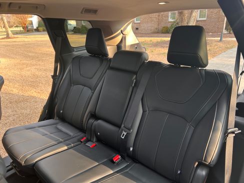 Used 2024 INFINITI QX60 Luxe w/ Cargo Package image 17