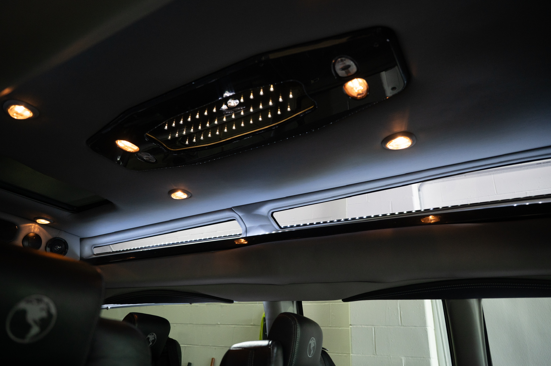 Used 2021 Chevrolet Express 2500 Extended w/ Enhanced Convenience Package RWD image 17