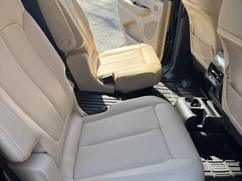 Used 2021 Jeep Grand Cherokee L Limited image 19