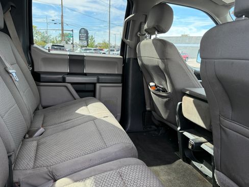 Used 2015 Ford F150 XLT w/ Trailer Tow Package image 14