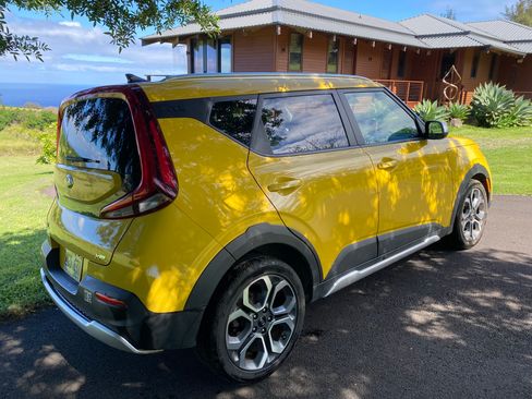 Used 2020 Kia Soul X-Line image 2