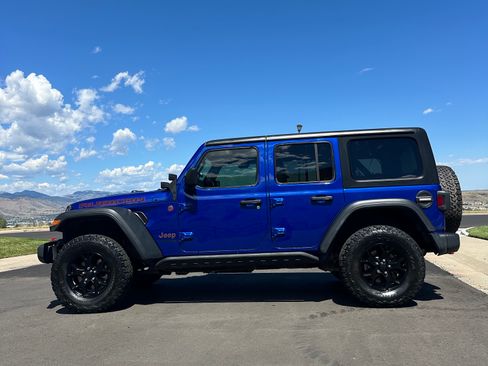Used 2018 Jeep Wrangler Unlimited Rubicon AWD/4WD image 11