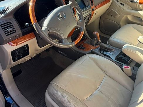 Used 2003 Lexus GX 470 AWD/4WD image 2