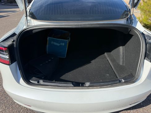 Used 2020 Tesla Model 3 Long Range image 15