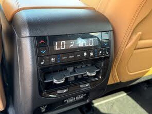 Used 2022 Jeep Grand Cherokee Summit image 12