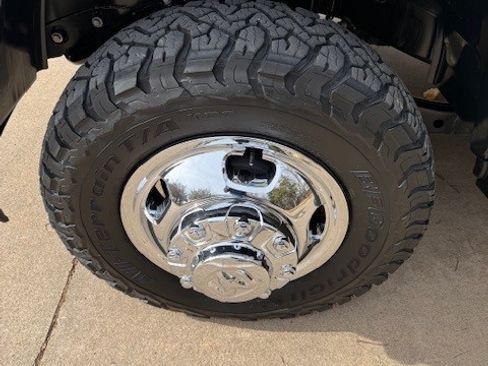 Used 2024 RAM 3500 Tradesman w/ Chrome Appearance Group image 6