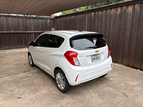 Used 2018 Chevrolet Spark LT FWD image 18