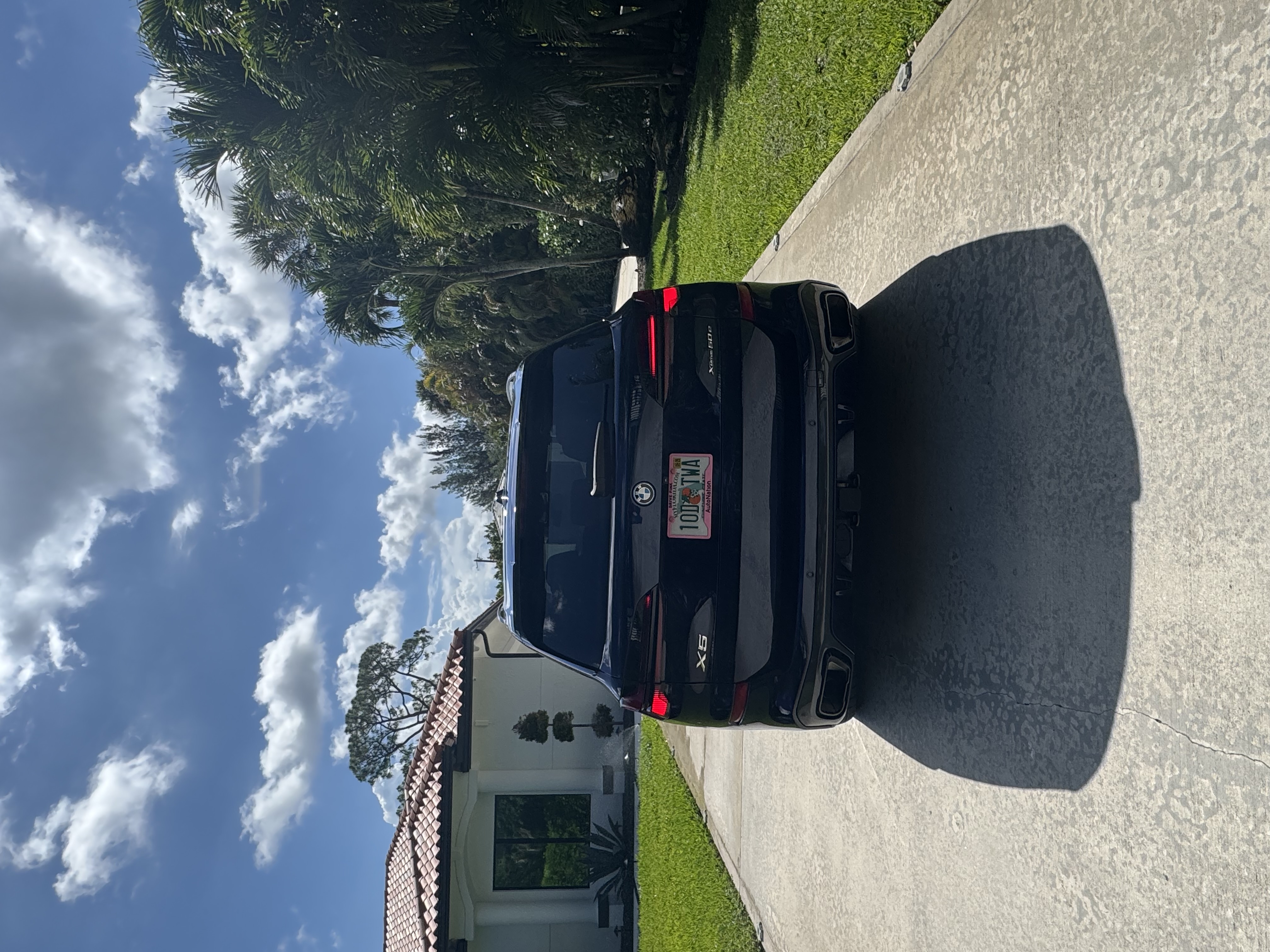 Used 2024 BMW X5 xDrive50e w/ Executive Package AWD/4WD image 12