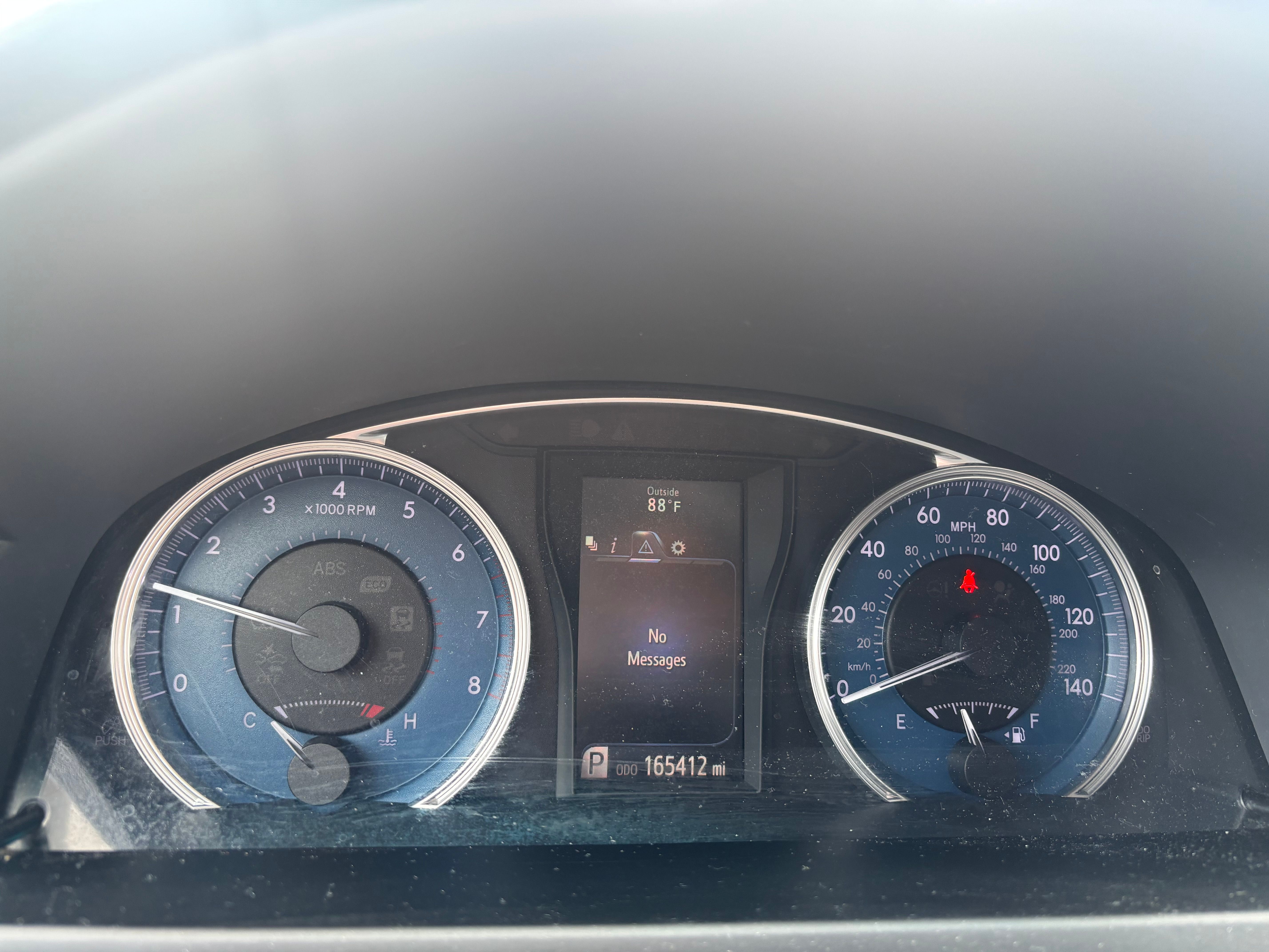 Used 2016 Toyota Camry LE FWD image 1