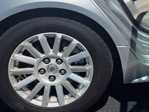 Used 2013 Cadillac CTS Luxury RWD image 9