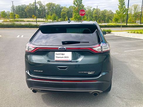 Used 2015 Ford Edge Titanium w/ Technology Package image 8