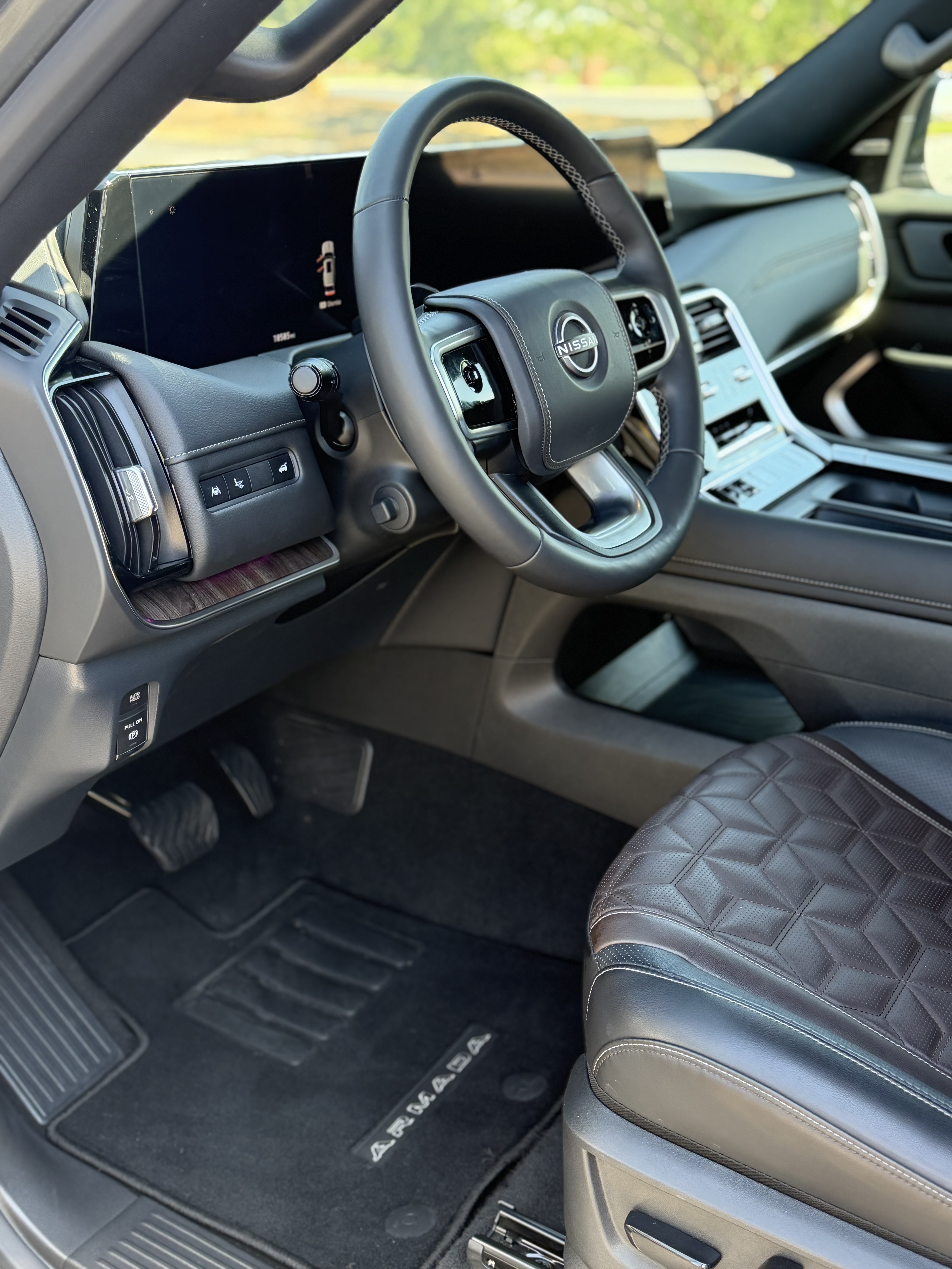 Used 2026 Nissan Armada Platinum Reserve AWD/4WD image 22