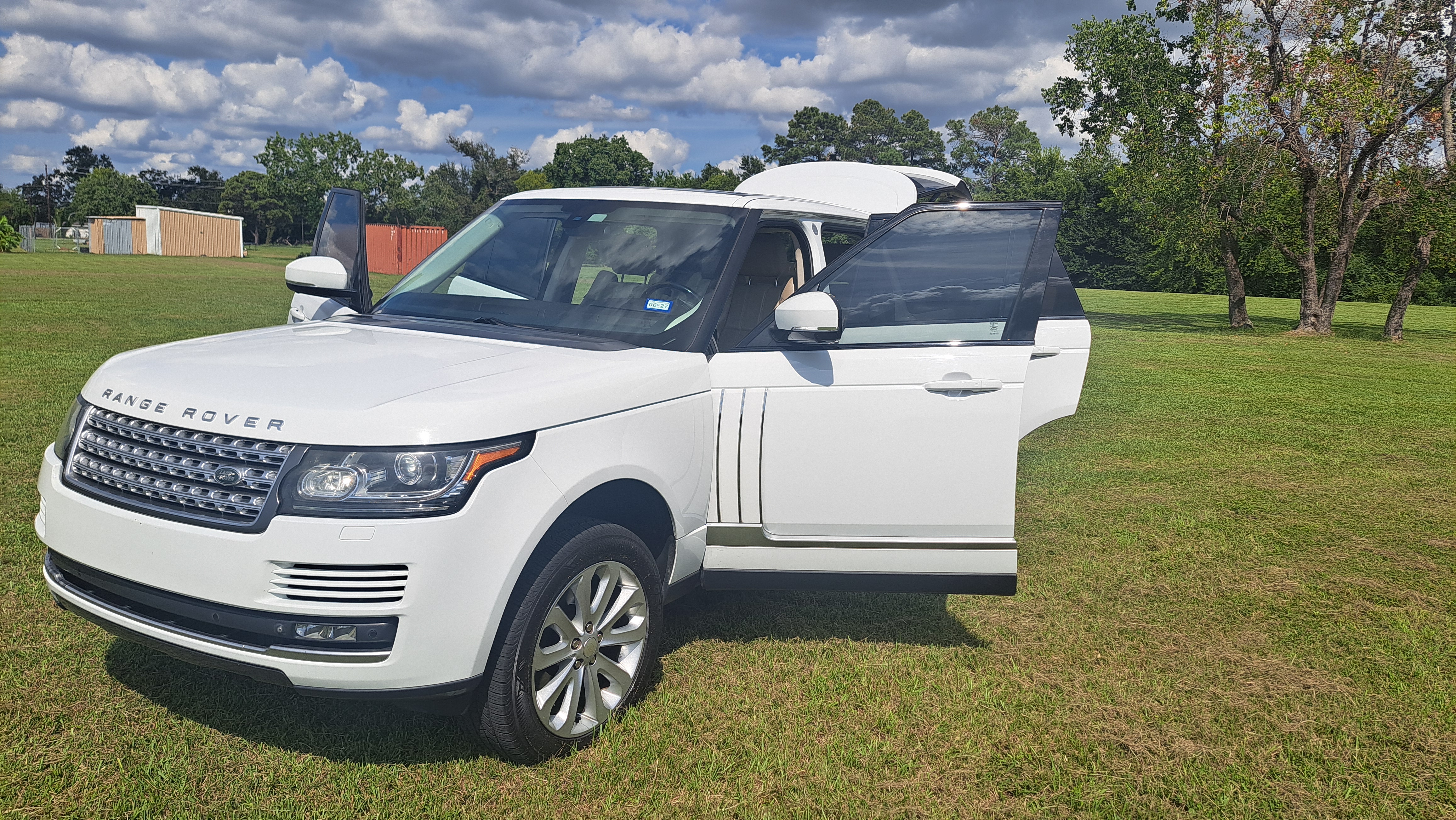 Used 2015 Land Rover Range Rover HSE AWD/4WD image 9