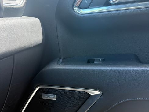 Used 2023 GMC Sierra 1500 SLT w/ SLT Premium Package image 11