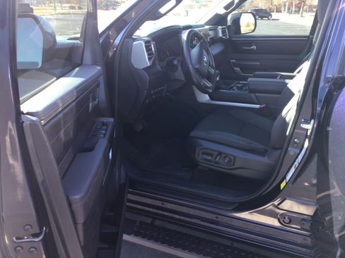 Used 2025 Toyota Tundra SR5 image 10