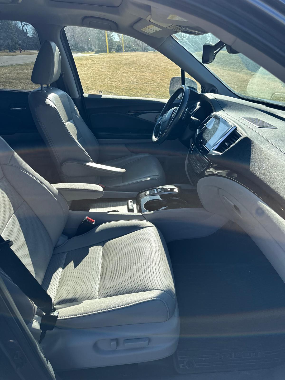 Used 2018 Honda Pilot Elite image 11